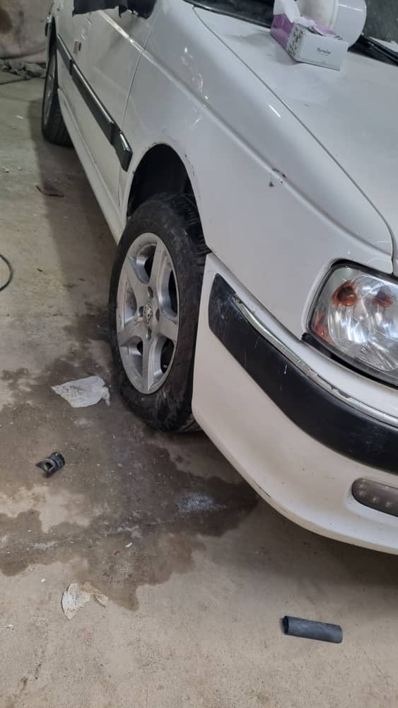 صافکاری و نقاشی عقیل قاسمی در سیرجان صافکاری و نقاشی عقیل قاسمی در سیرجان