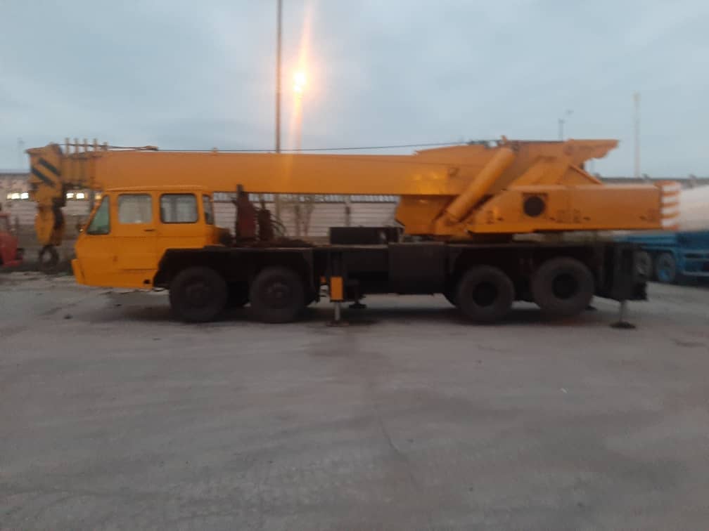 شرکت جرثقیل اتحاد خزر منطقه آزاد انزلی در گیلان