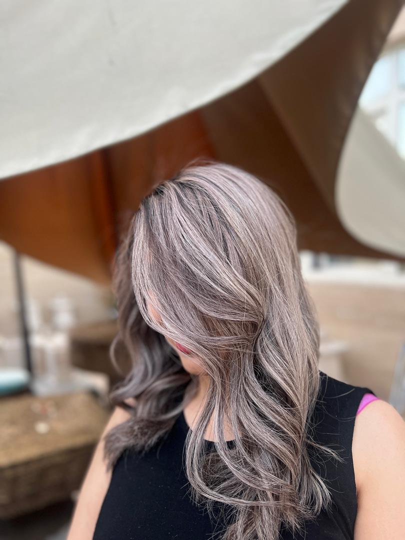 سالن تخصصی رنگ و لایت پرنسس سمیه محمدی در تهران سالن تخصصی رنگ و لایت پرنسس سمیه محمدی در تهران