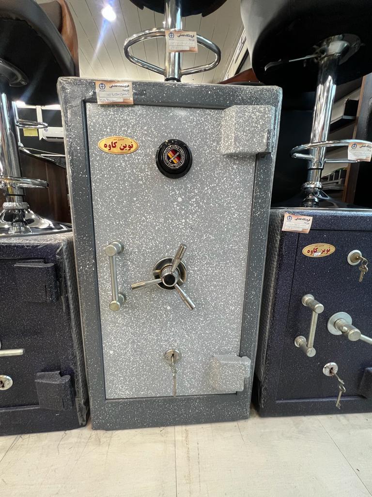 تجهیزات اداری فضلی در بابل تجهیزات اداری فضلی در بابل