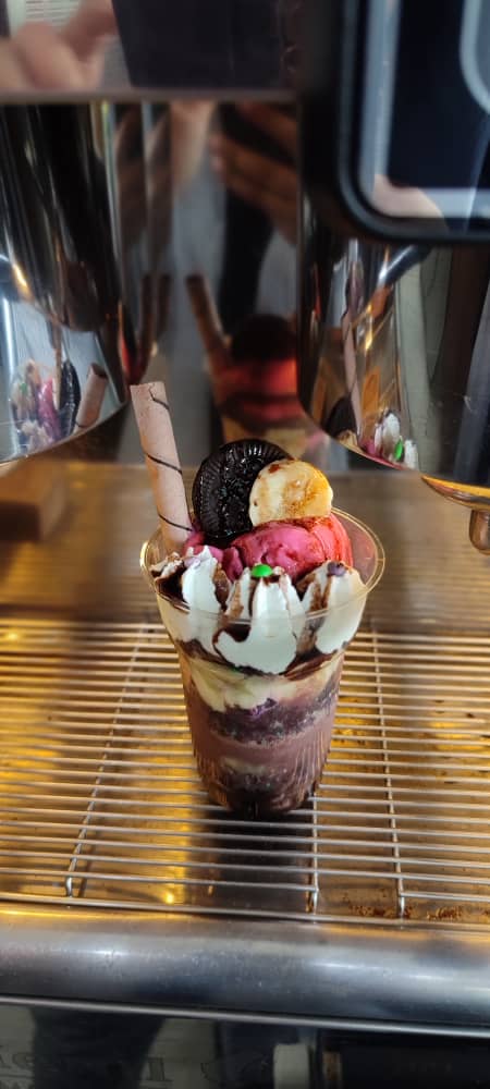 بستنی شیرازیس در شیراز بستنی شیرازیس در شیراز