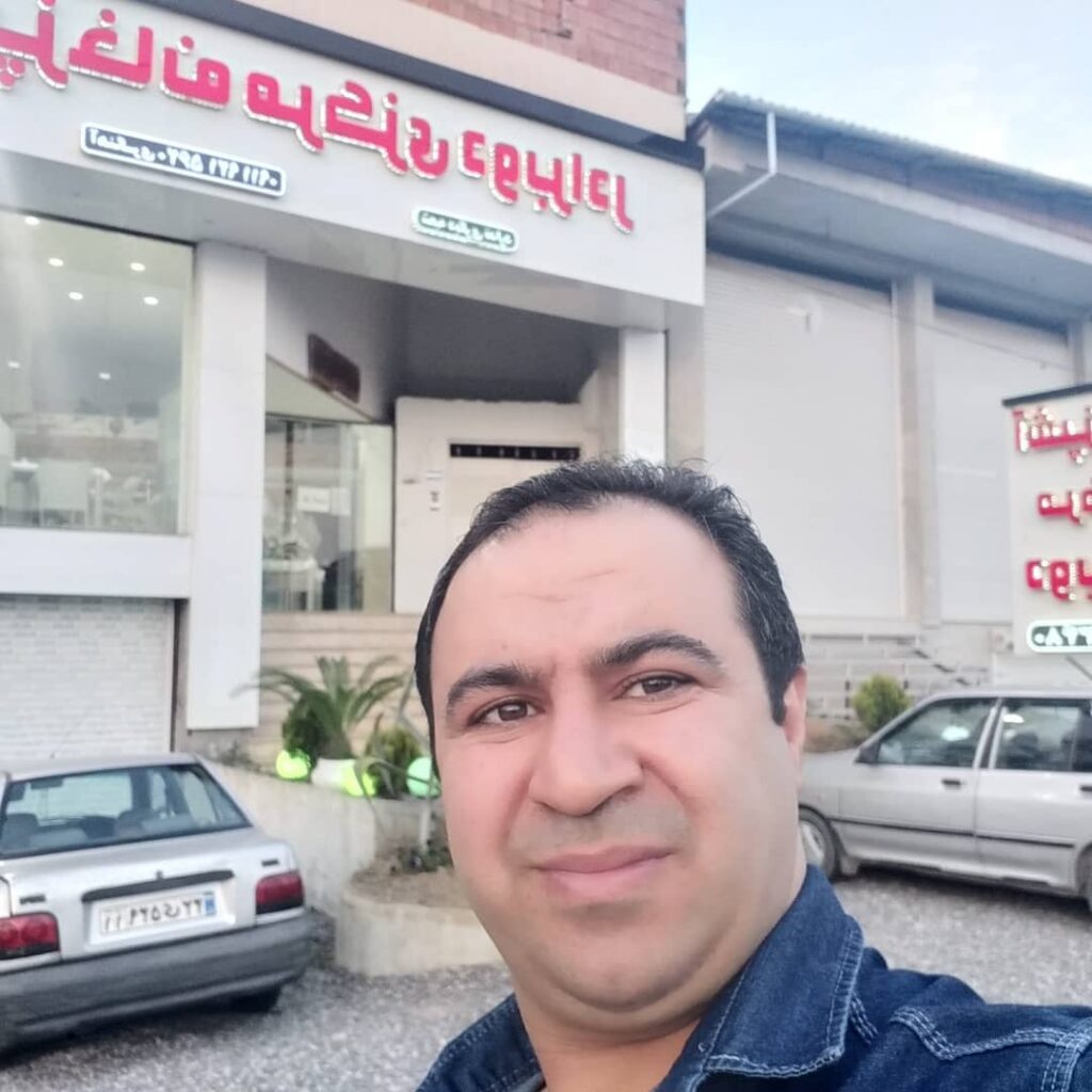 آشپزخانه مرکزی دو برادر در نور