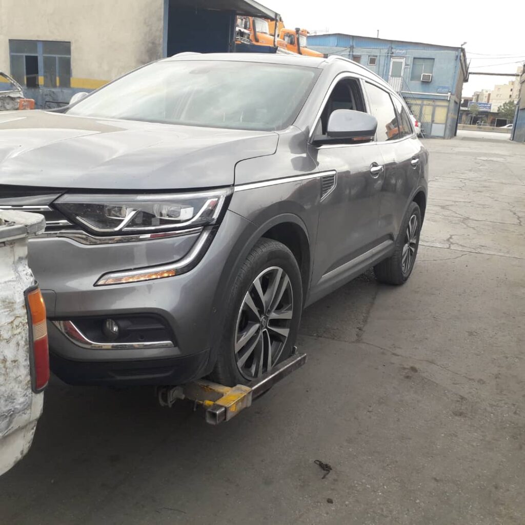یدک کش و چرخ گیر آزادی در کرمان