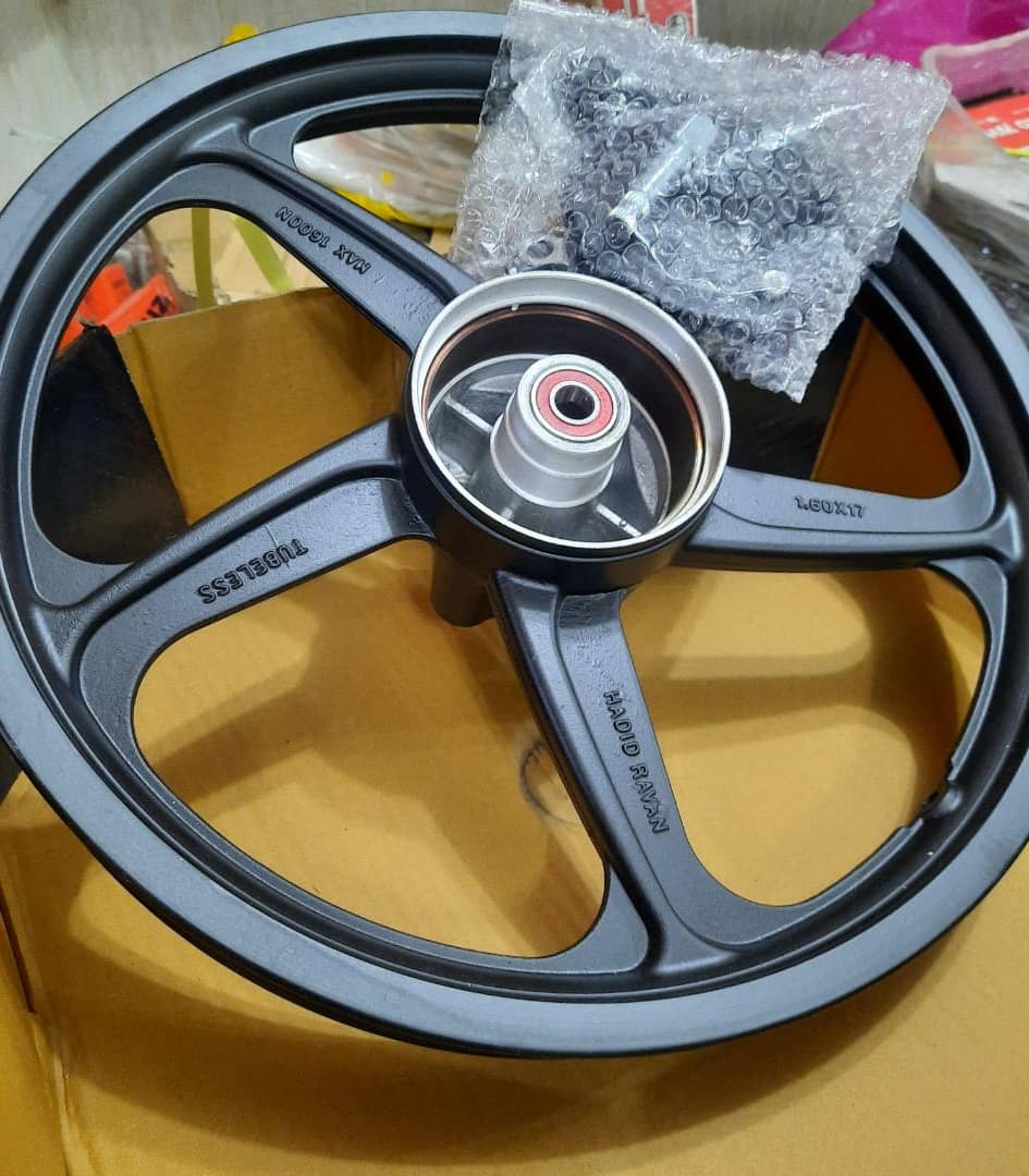 فروشگاه لوازم یدکی موتور سیکلت حسنی در صومعه سرا فروشگاه لوازم یدکی موتور سیکلت حسنی در صومعه سرا