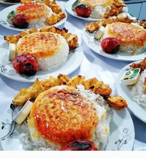 آشپزخانه ترنگ طلایی در بندرانزلی