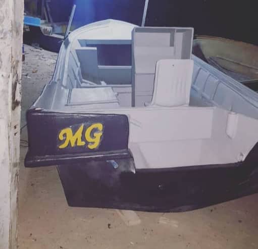 قایق سازی و فایبر گلاس مهدی جهانگیری در بندرکنگ