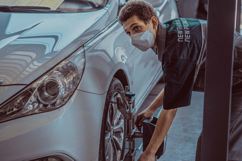 کلینیک فوق تخصصی هیوندا و کیا برادران فرخنده در گیلان