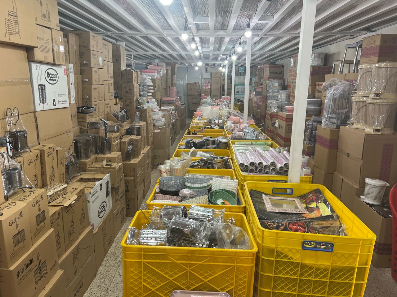 پلاستیک ابوطالبیان در همدان پلاستیک ابوطالبیان در همدان