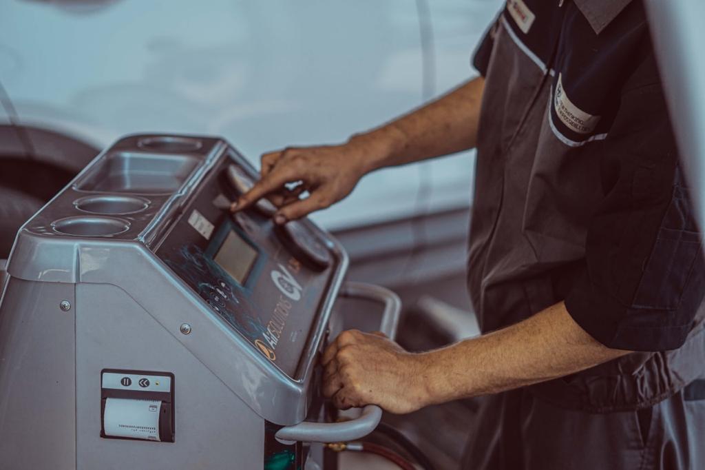 کلینیک فوق تخصصی هیوندا و کیا برادران فرخنده در گیلان