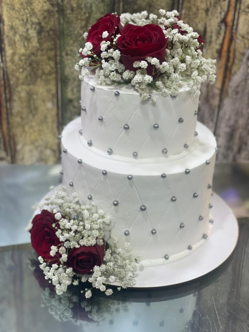 شیرینی سرای ولیعصر در لنگرود