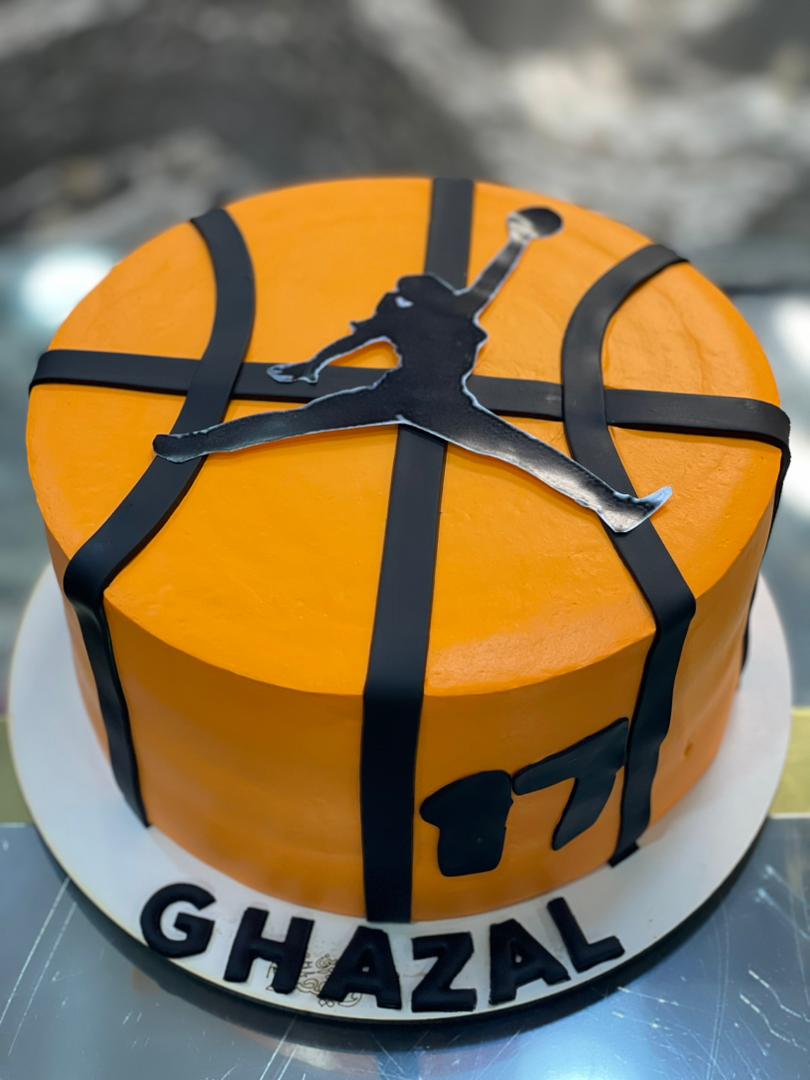 شیرینی سرای ولیعصر در لنگرود