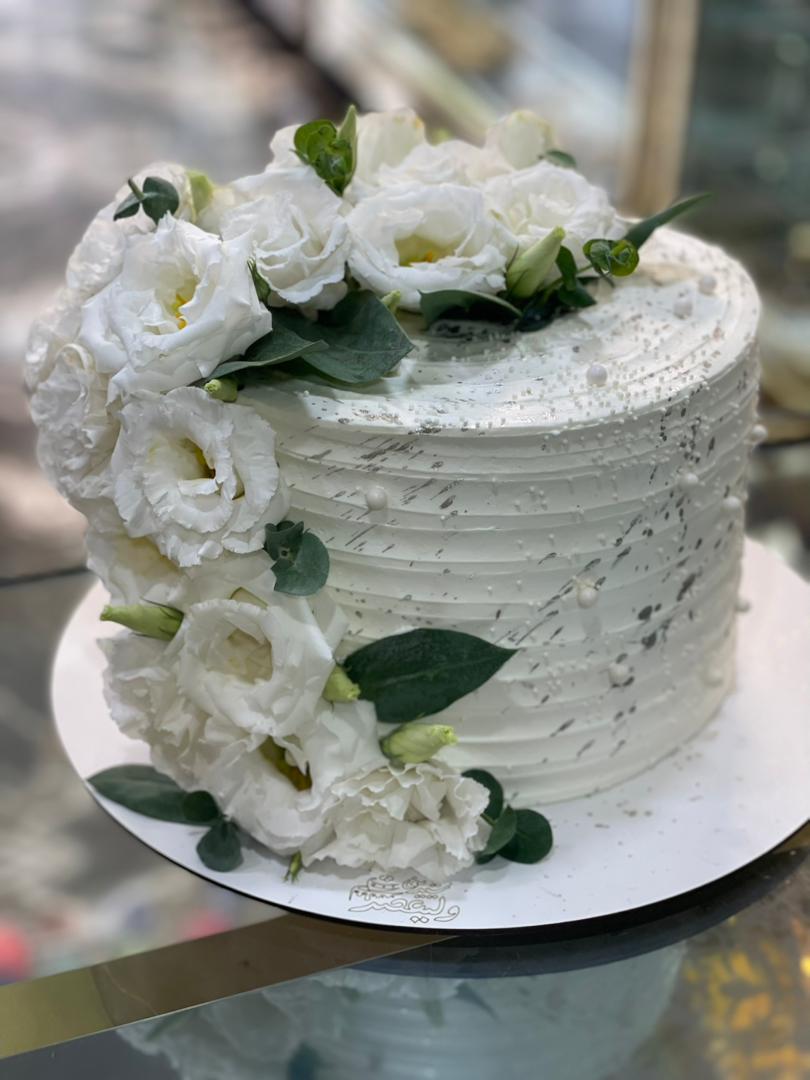 شیرینی سرای ولیعصر در لنگرود