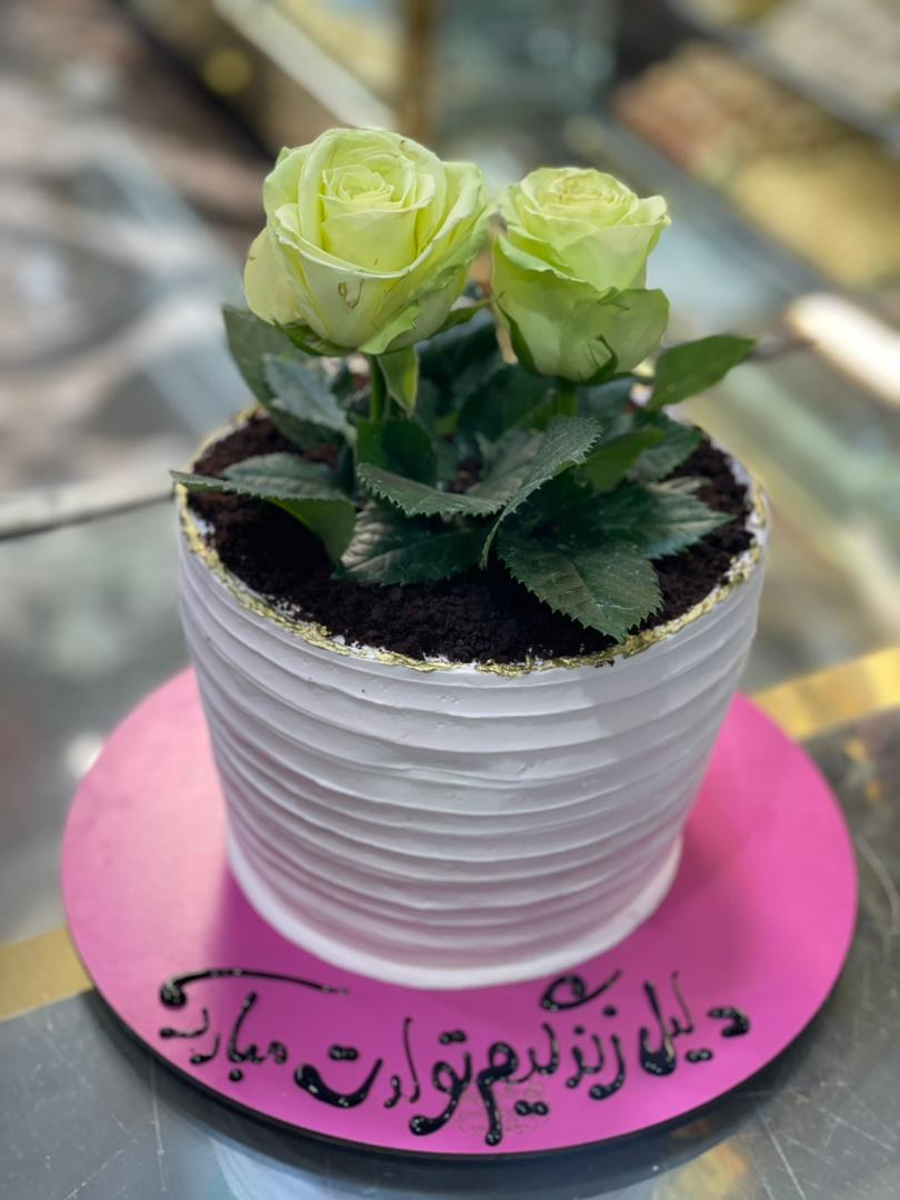 شیرینی سرای ولیعصر در لنگرود