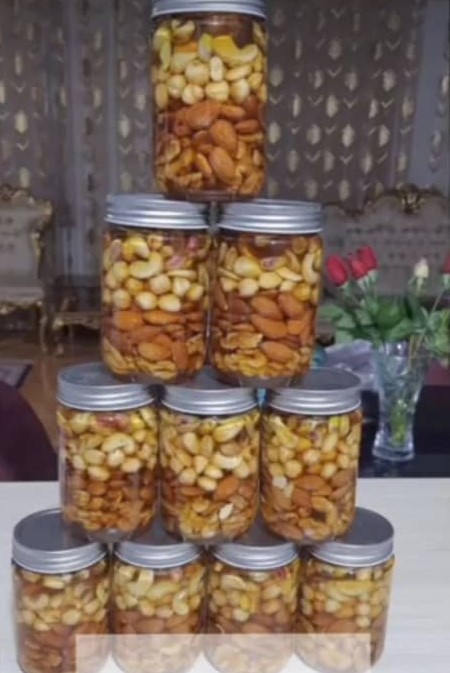 عسل آذربایجان رسول وهاب پور در مرند عسل آذربایجان رسول وهاب پور در مرند