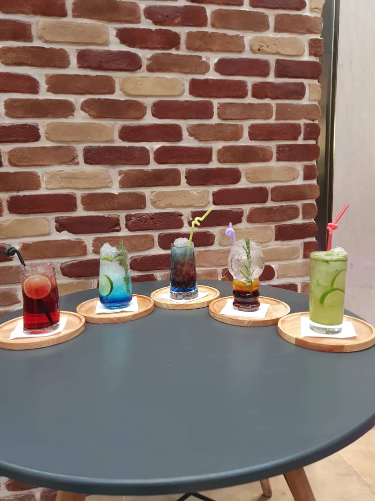 کافه رستوران خودمونی در قم