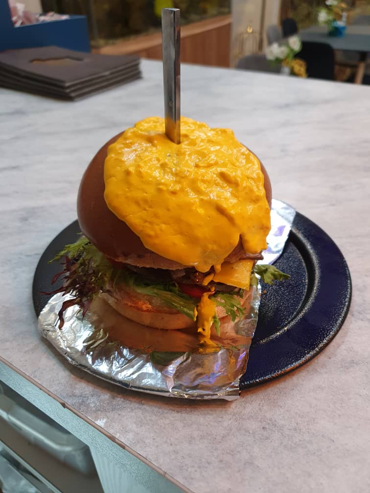 کافه رستوران خودمونی در قم