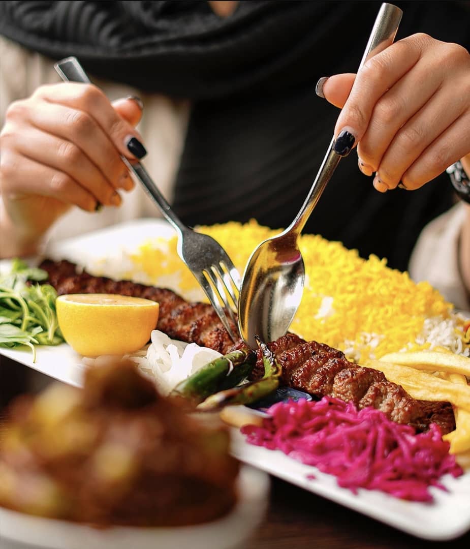 کافه رستوران خودمونی در قم