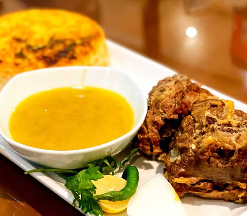 کافه رستوران خودمونی در قم