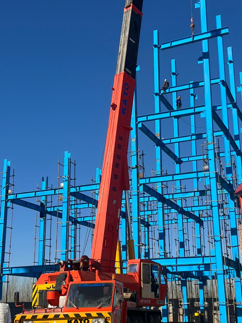 جرثقیل عقاب در میاندوآب جرثقیل عقاب در میاندوآب