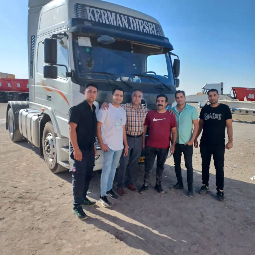 نمایشگاه کامیون سیرجان ولوو حسینعلی پور در سیرجان نمایشگاه کامیون سیرجان ولوو حسینعلی پور در سیرجان