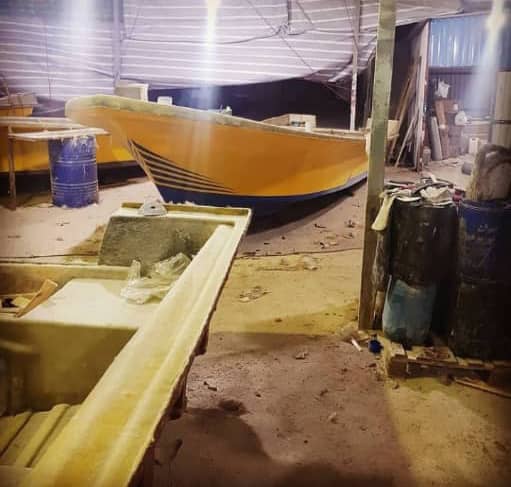 قایق سازی و فایبر گلاس مهدی جهانگیری در بندرکنگ