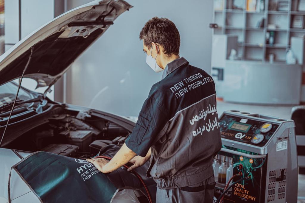 کلینیک فوق تخصصی هیوندا و کیا برادران فرخنده در گیلان