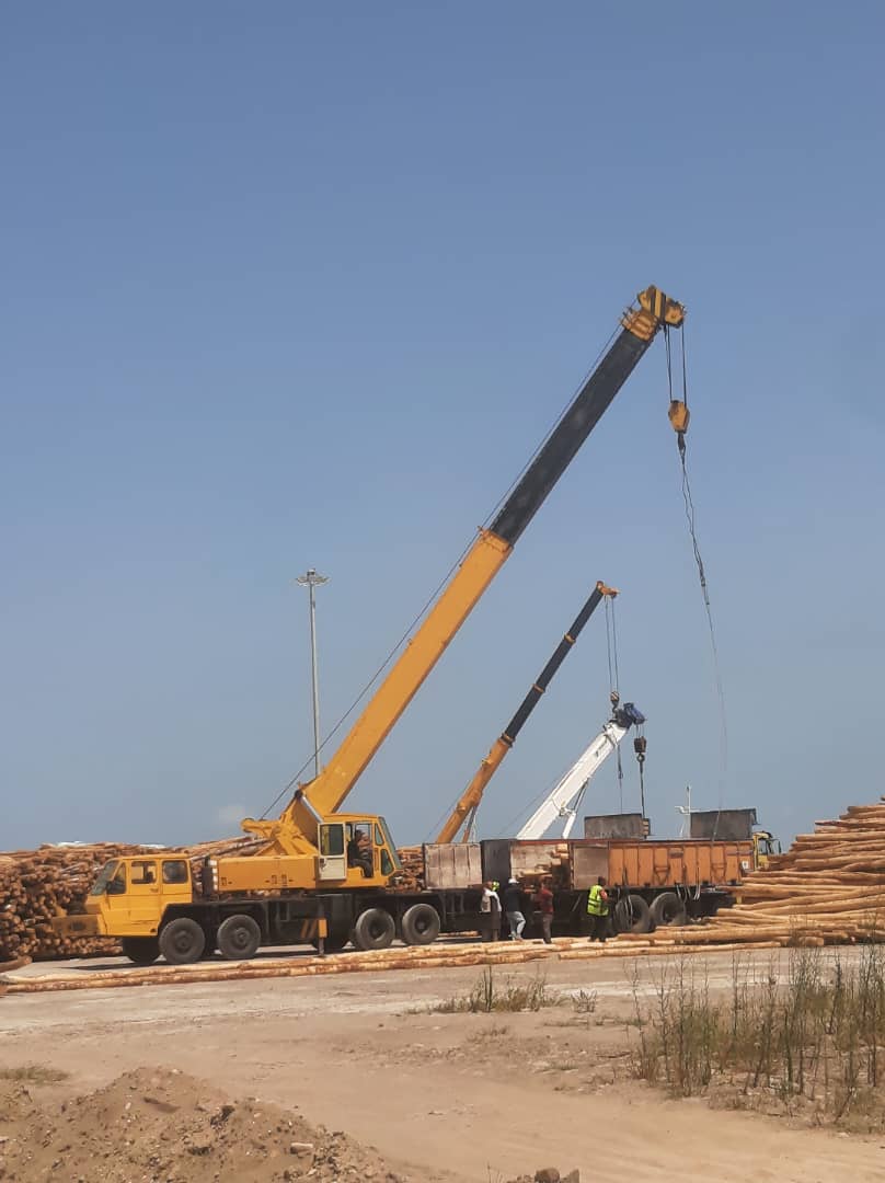 شرکت جرثقیل اتحاد خزر منطقه آزاد انزلی در گیلان