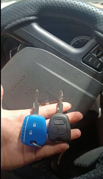 قفل و کلیدسازی شبانه روزی عقیل در رشت قفل و کلیدسازی شبانه روزی عقیل در رشت