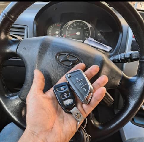 قفل و کلیدسازی شبانه روزی عقیل در رشت قفل و کلیدسازی شبانه روزی عقیل در رشت