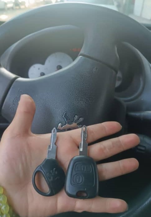 قفل و کلیدسازی شبانه روزی عقیل در رشت قفل و کلیدسازی شبانه روزی عقیل در رشت