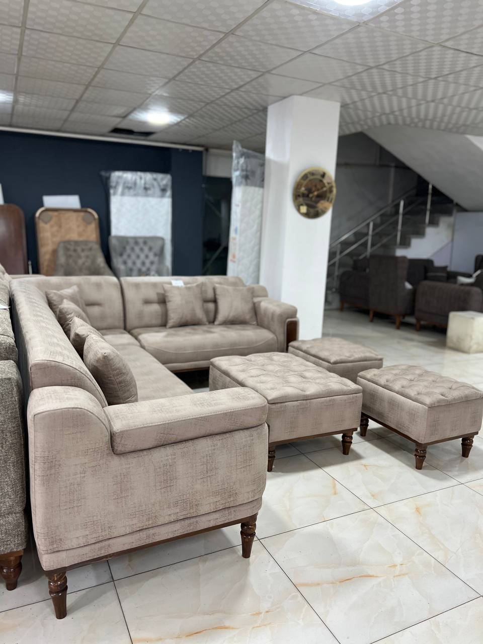 بازرگانی مبل ماهان در رشت جاده انزلی بازرگانی مبل ماهان در رشت جاده انزلی