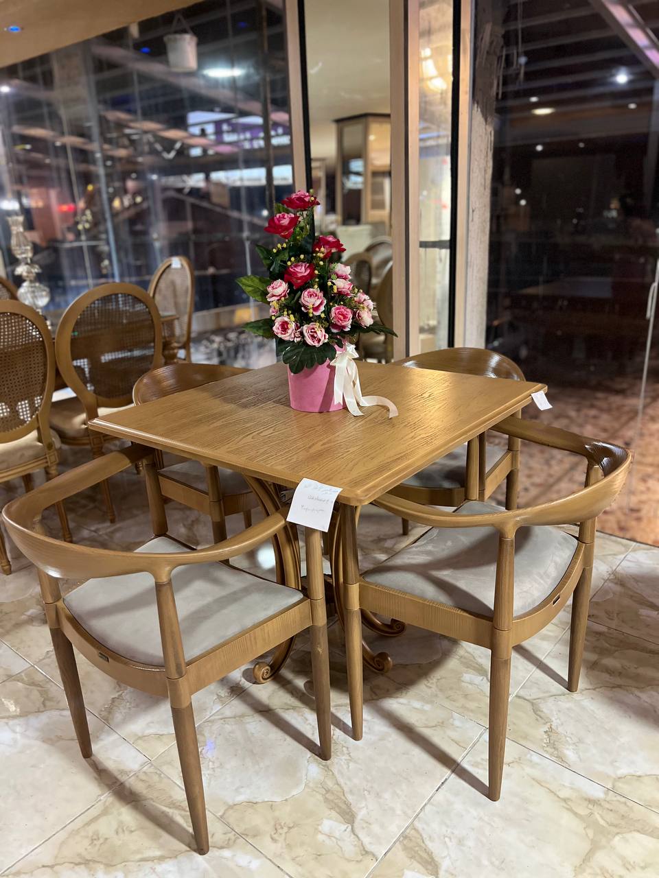 بازرگانی مبل ماهان در رشت جاده انزلی بازرگانی مبل ماهان در رشت جاده انزلی