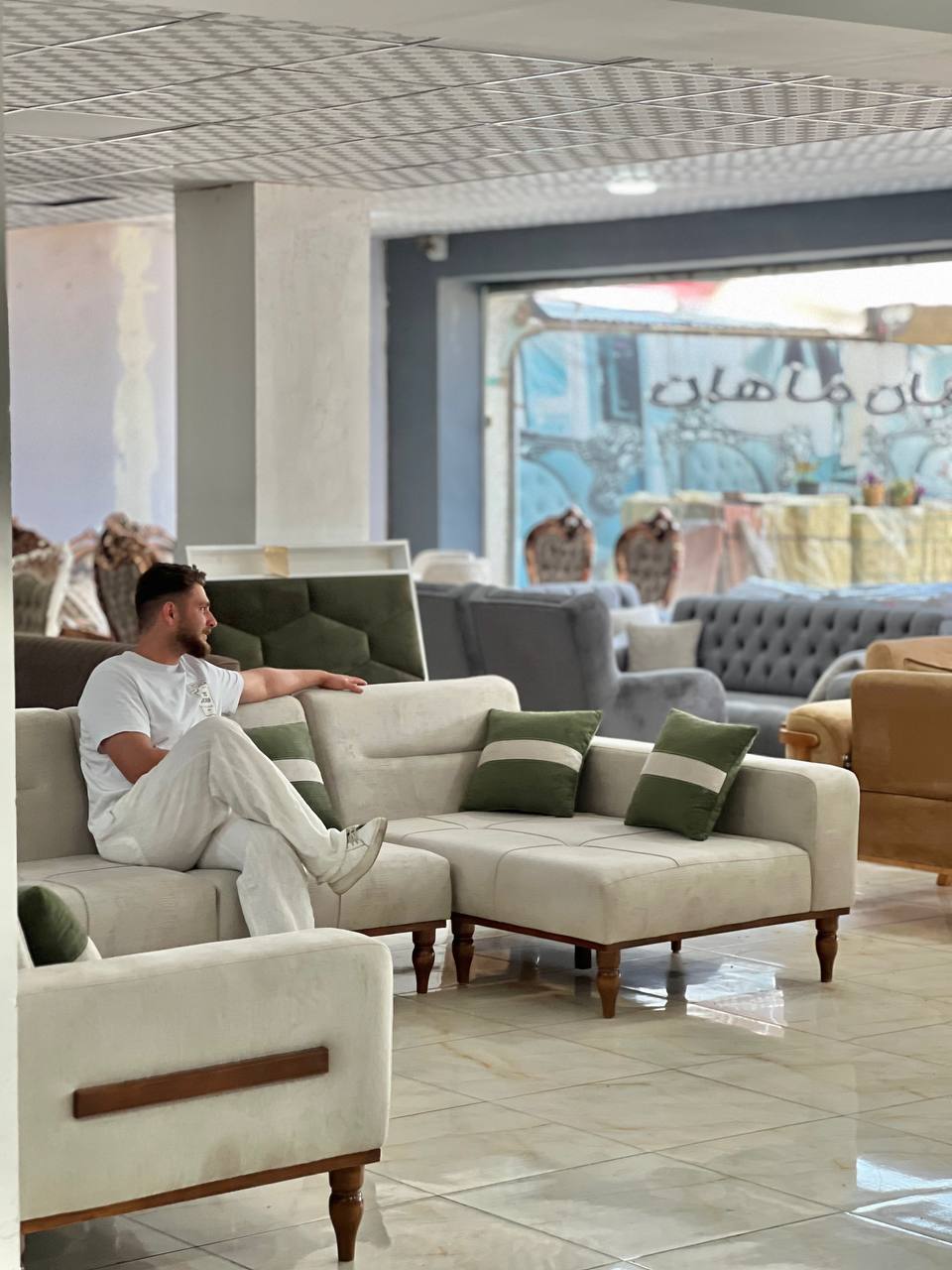 بازرگانی مبل ماهان در رشت جاده انزلی بازرگانی مبل ماهان در رشت جاده انزلی