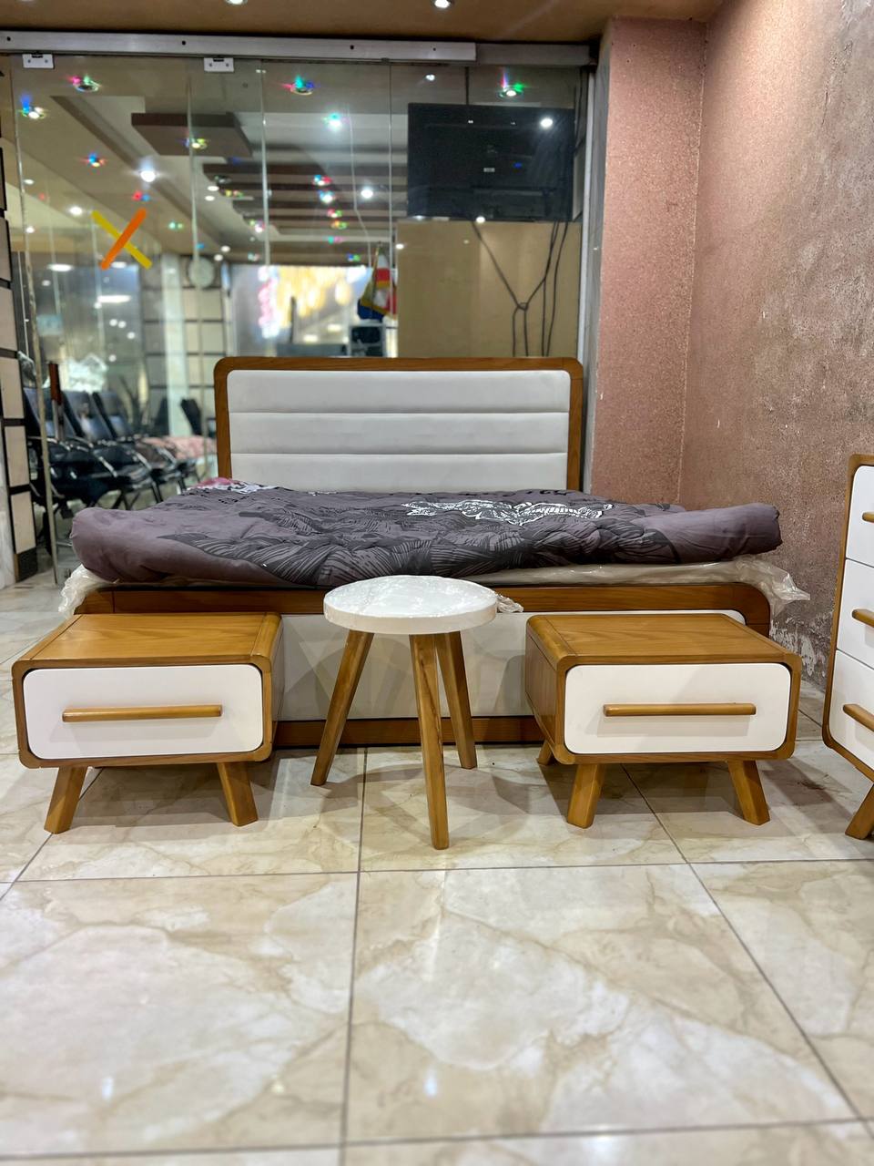 بازرگانی مبل ماهان در رشت جاده انزلی بازرگانی مبل ماهان در رشت جاده انزلی