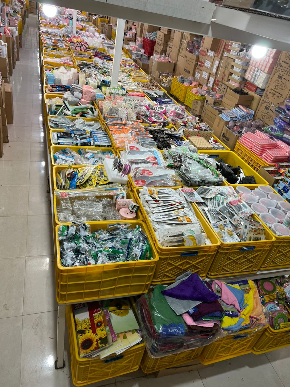 پلاستیک ابوطالبیان در همدان پلاستیک ابوطالبیان در همدان