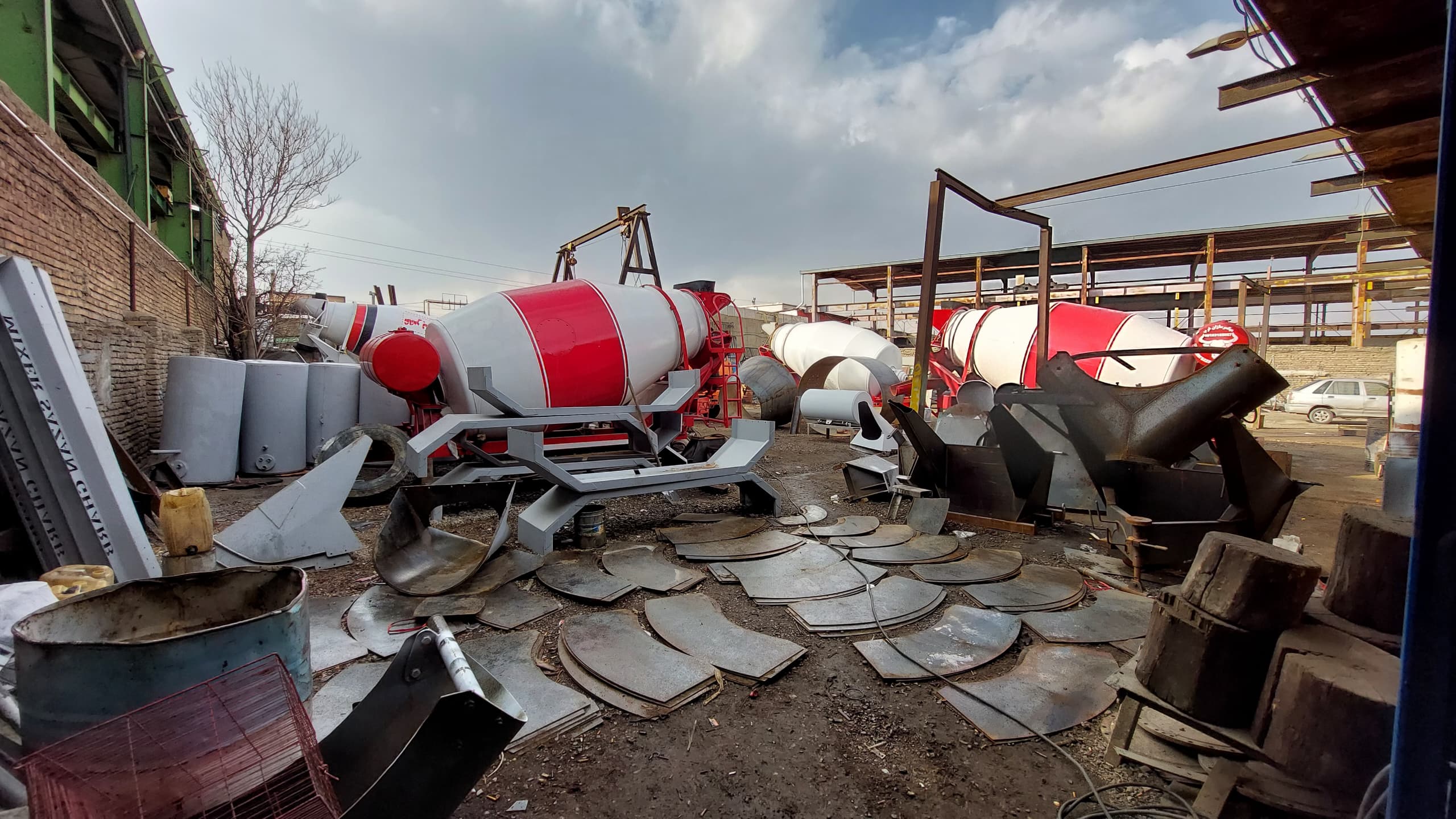 میکسر سازان غرب نصیری در همدان میکسر سازان غرب نصیری در همدان