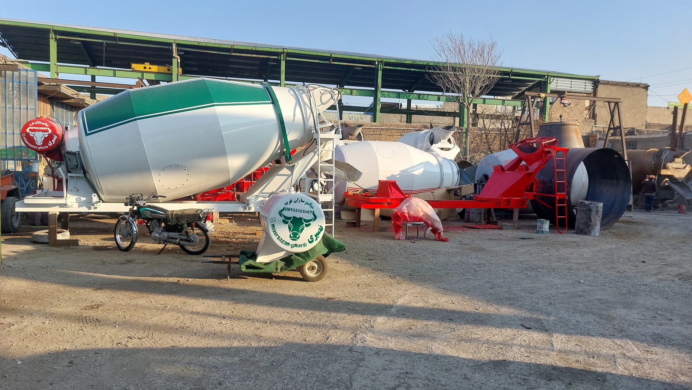 میکسر سازان غرب نصیری در همدان میکسر سازان غرب نصیری در همدان