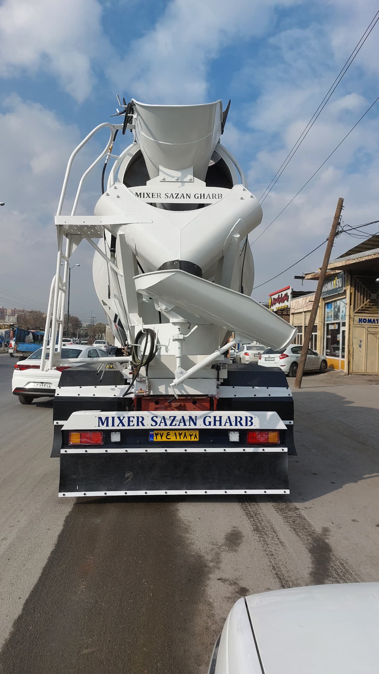 میکسر سازان غرب نصیری در همدان میکسر سازان غرب نصیری در همدان