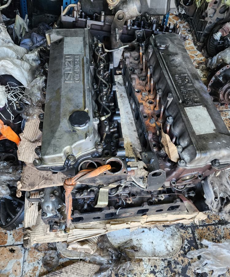 فروشگاه لوازم یدکی ایسوزو بنارویی در بندرعباس