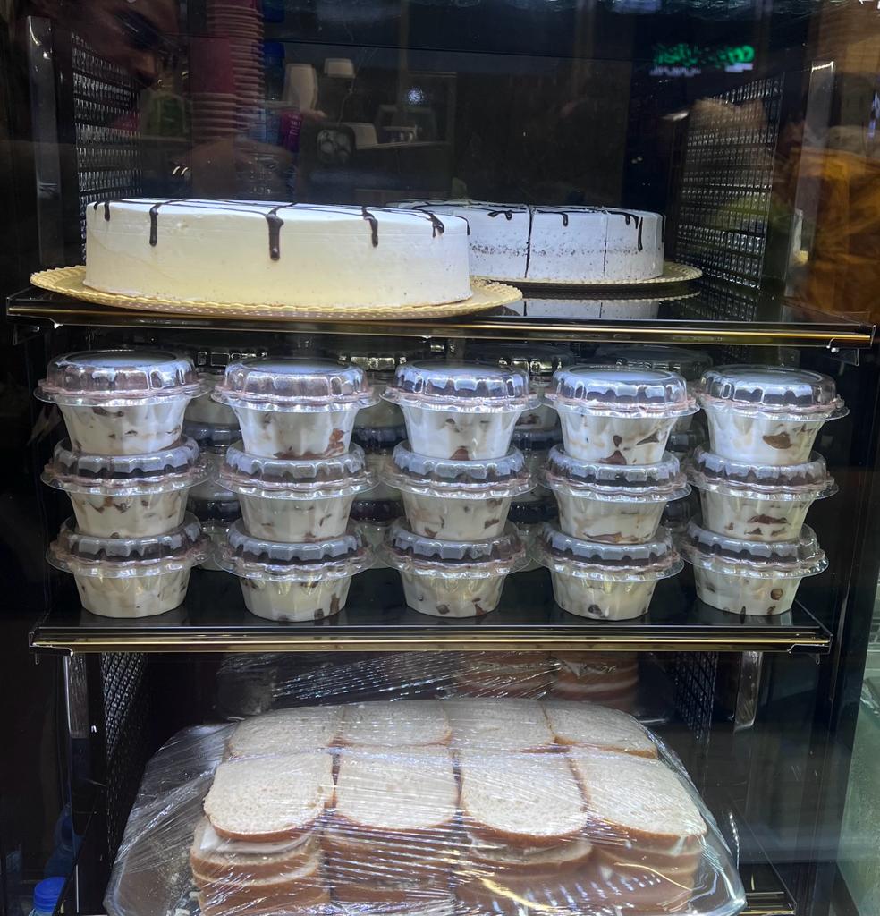 بستنی فروشی سالار در یزد