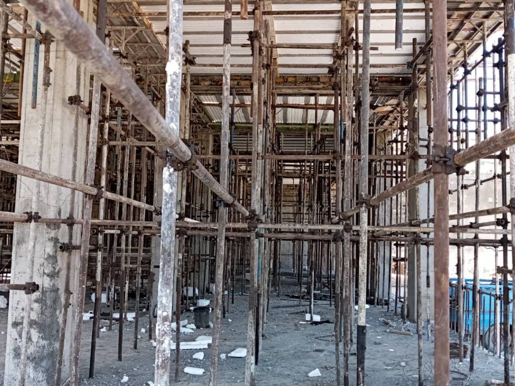 داربست فلزی صخره در دماوند