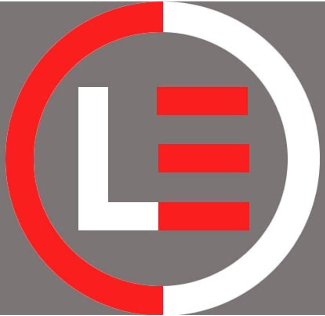 رستوران و بیرون بر لئو در فارس شیراز رستوران و بیرون بر لئو در فارس شیراز