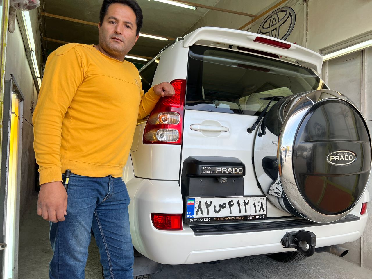 کارشناسی رنگ خودرو رنگارنگ در همدان