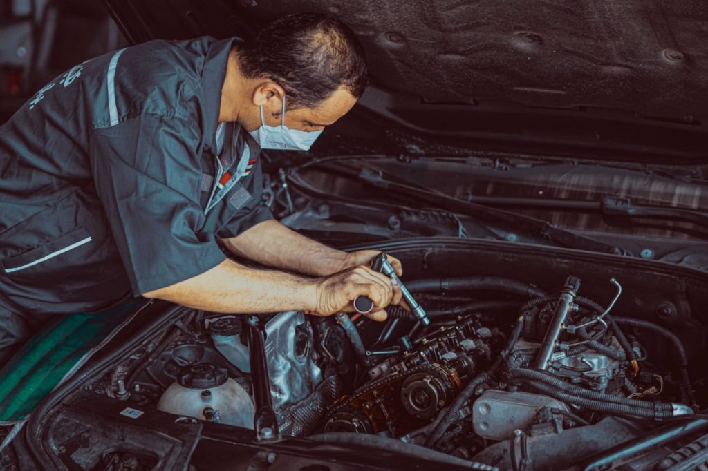 کلینیک فوق تخصصی هیوندا کیا سنتر فرخنده در رشت