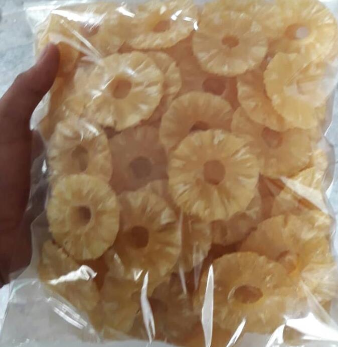 تولید میوه خشک احمدی در کرج