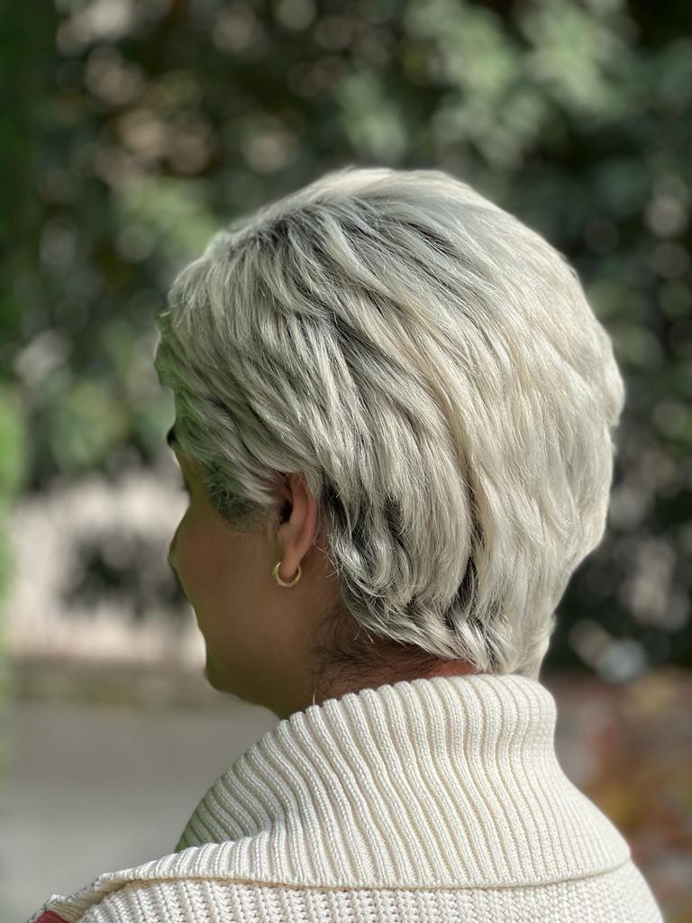 رنگ و لایت و کراتین سحر رضایی در آمل رنگ و لایت و کراتین سحر رضایی در آمل