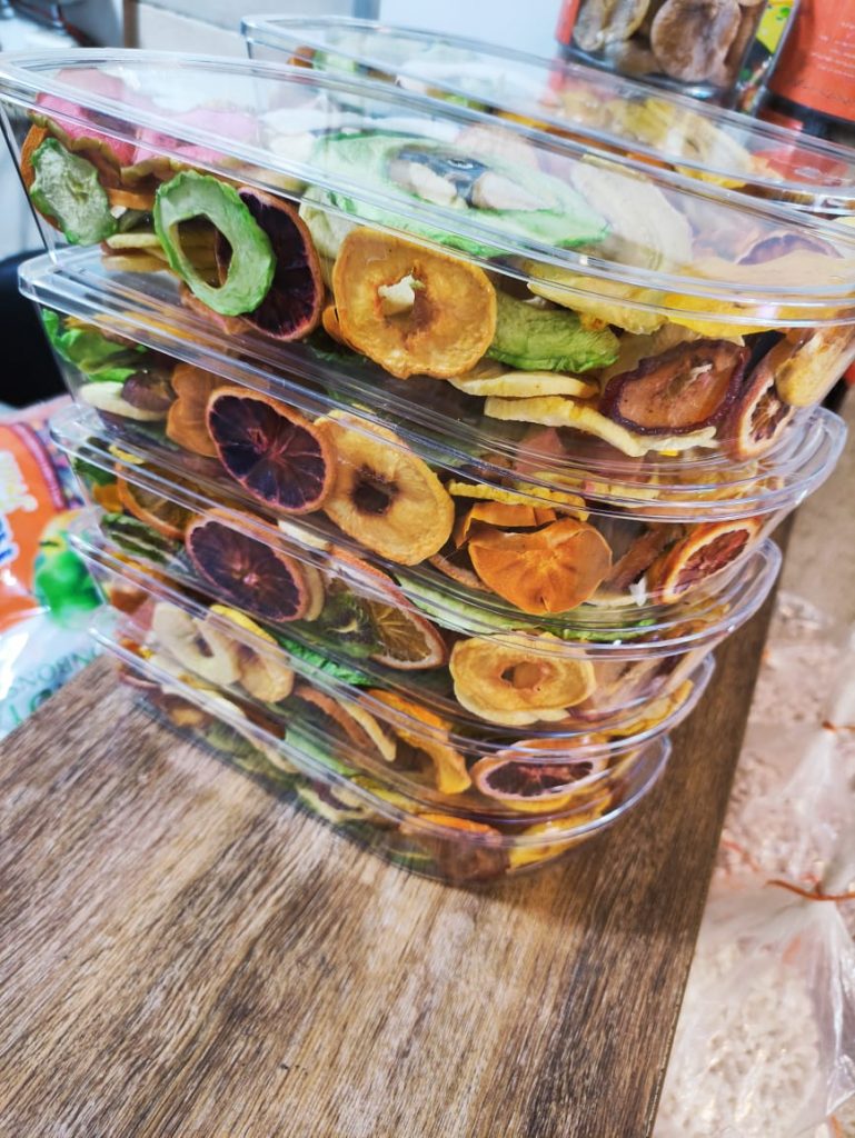 تولید میوه خشک احمدی در کرج