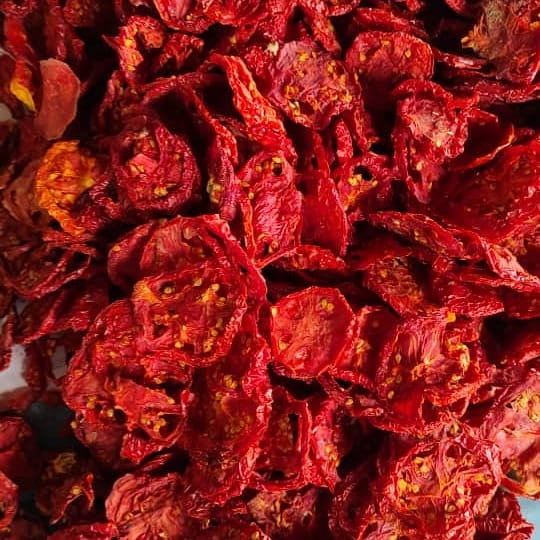 تولید میوه خشک احمدی در کرج