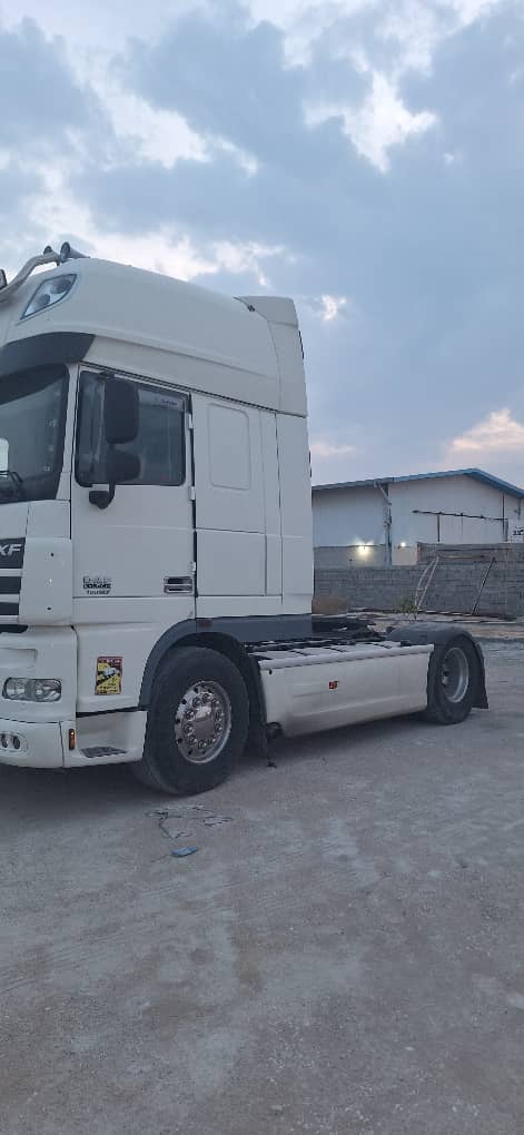 نمایشگاه کامیون امیری در برازجان