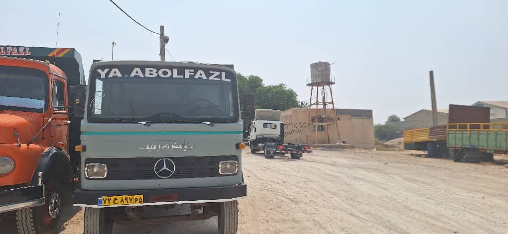 نمایشگاه کامیون امیری در برازجان